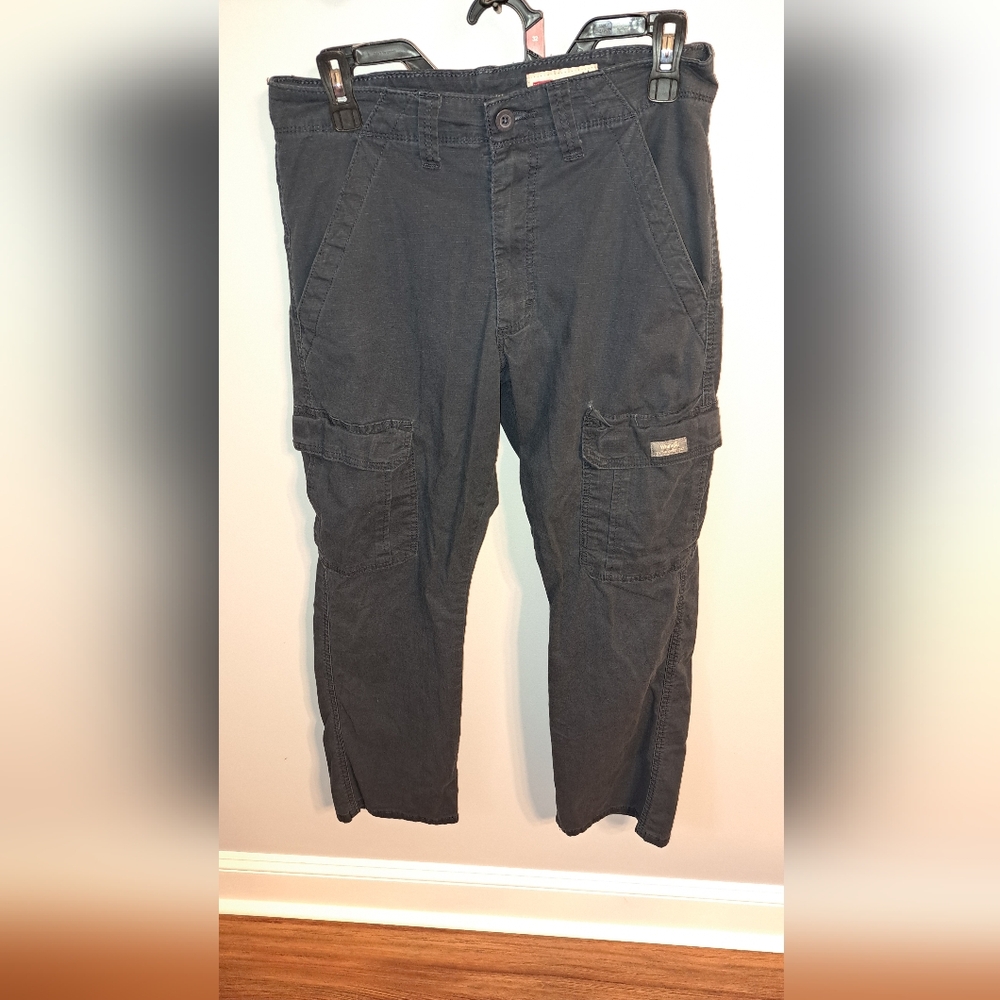 Wrangler Relaxed Fit Cargo pants